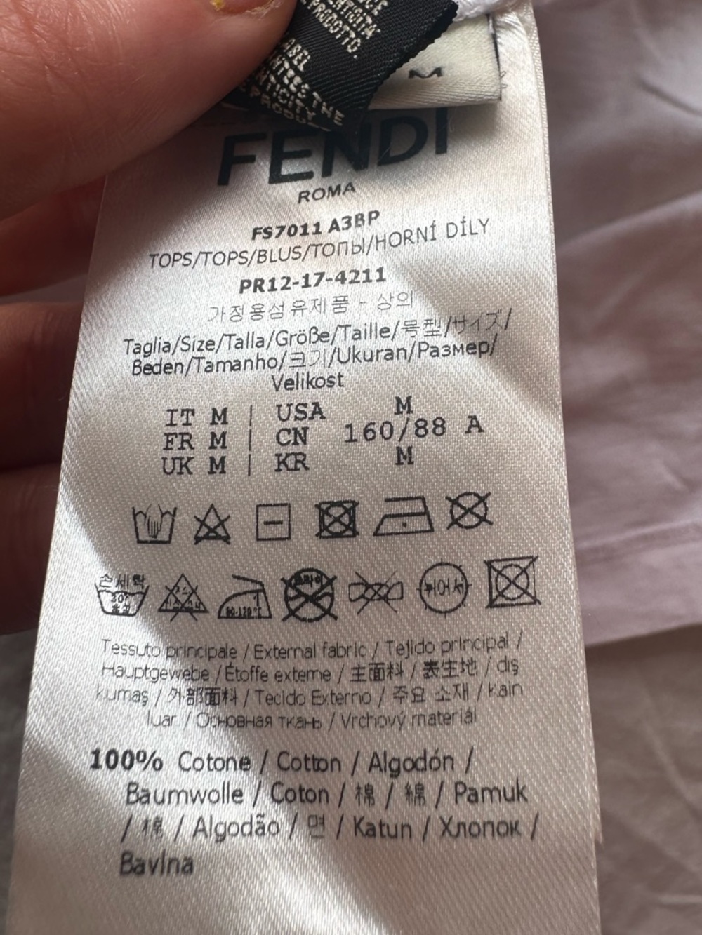 Fendi Roma Coliseo Beach Pop Tour Graphic T-Shirt White Size M - Picture 11 of 11